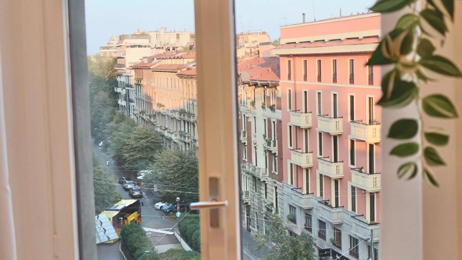 Tiny Attic, Corso Buenosaires, 6Min To Duomo Aparthotel Milan 0*,