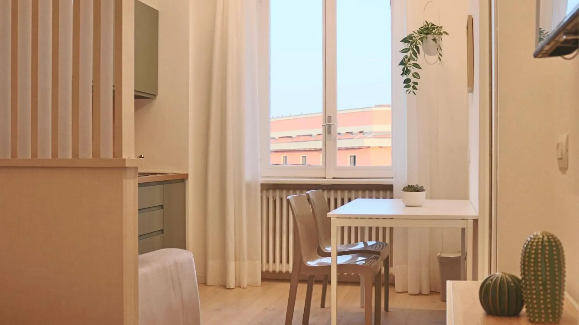 Tiny Attic, Corso Buenosaires, 6Min To Duomo Aparthotel Milano